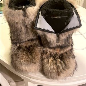Biadeou authentic wolverine fur boots